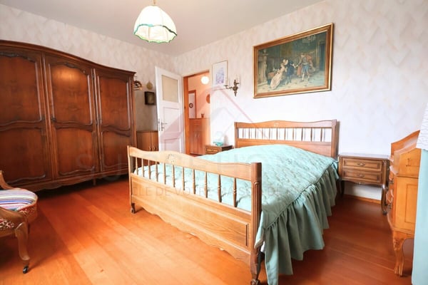 Projet immobilier à saisir à Delémont - immeuble de 3 logements sur grande parcelle, à rénover ou transformer 14