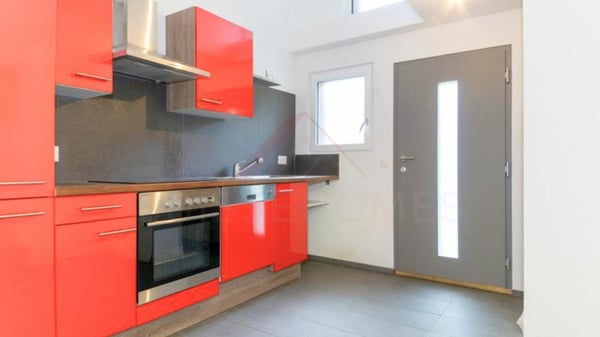 Seltene Gelegenheit in Oensingen - Bauland mit Bestandesobjekt und unverbaubarer Aussicht 2