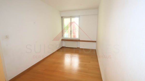 Moderne 1.5-Zimmer-Gartenwohnung in Ittigen - viel Licht, Privatsphäre und eigener Aussenraum 11