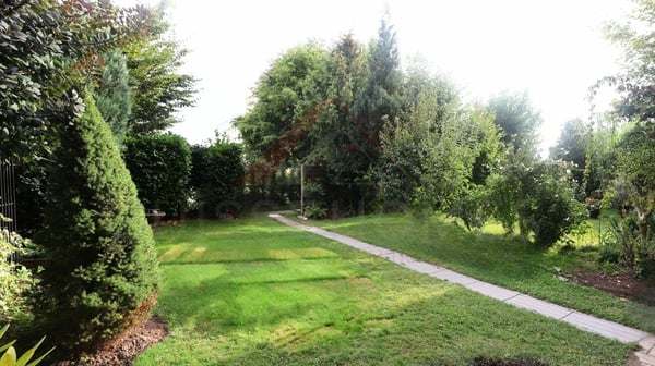 Moderne 1.5-Zimmer-Gartenwohnung in Ittigen - viel Licht, Privatsphäre und eigener Aussenraum 17