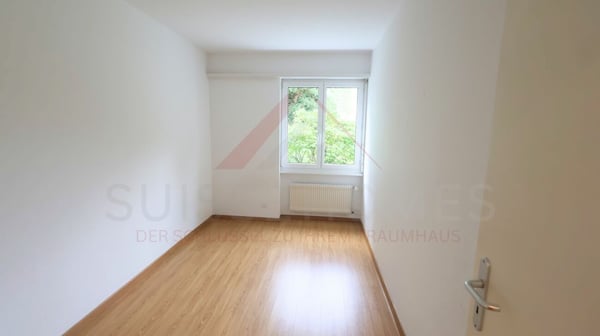 Moderne 1.5-Zimmer-Gartenwohnung in Ittigen - viel Licht, Privatsphäre und eigener Aussenraum 9