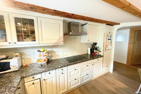 Grosszügiges Zweigenerationenhaus in Grenchen - 3.5 Zimmer, grosses Grundstück und vielseitiges Potenzial 5