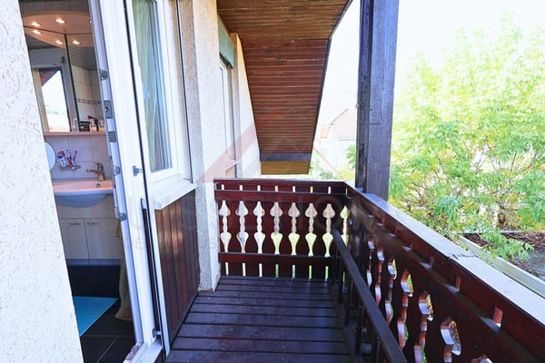 Stilvolles Familienidyll mit Pool & Sauna - charmantes Einfamilienhaus in ruhiger Lage in Kestenholz 24