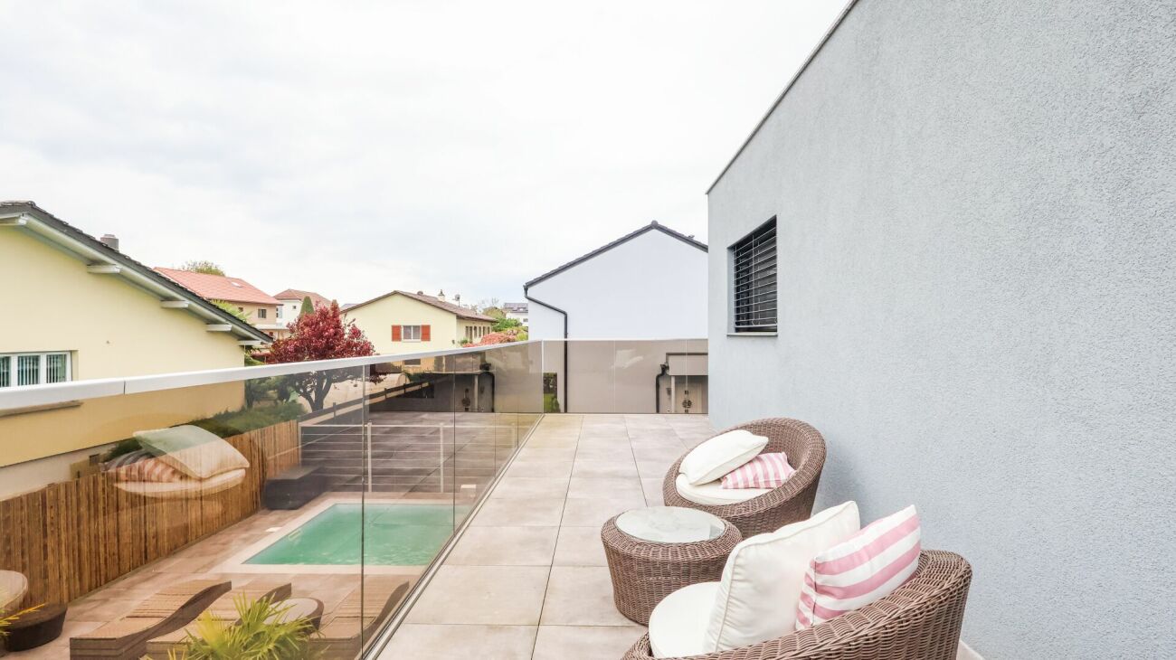 Villa contemporaine d'exception - 4½ pièces, piscine chauffée et terrasse panoramique