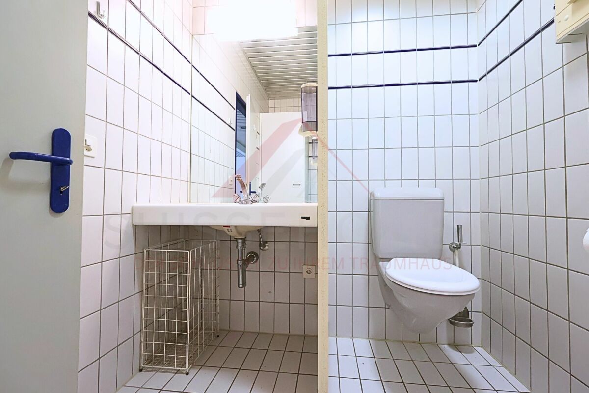 Wohnen und Arbeiten vereint - Atriumgebäude mit 220 m² Wohn- und 270 m² Gewerbefläche in Thörishaus