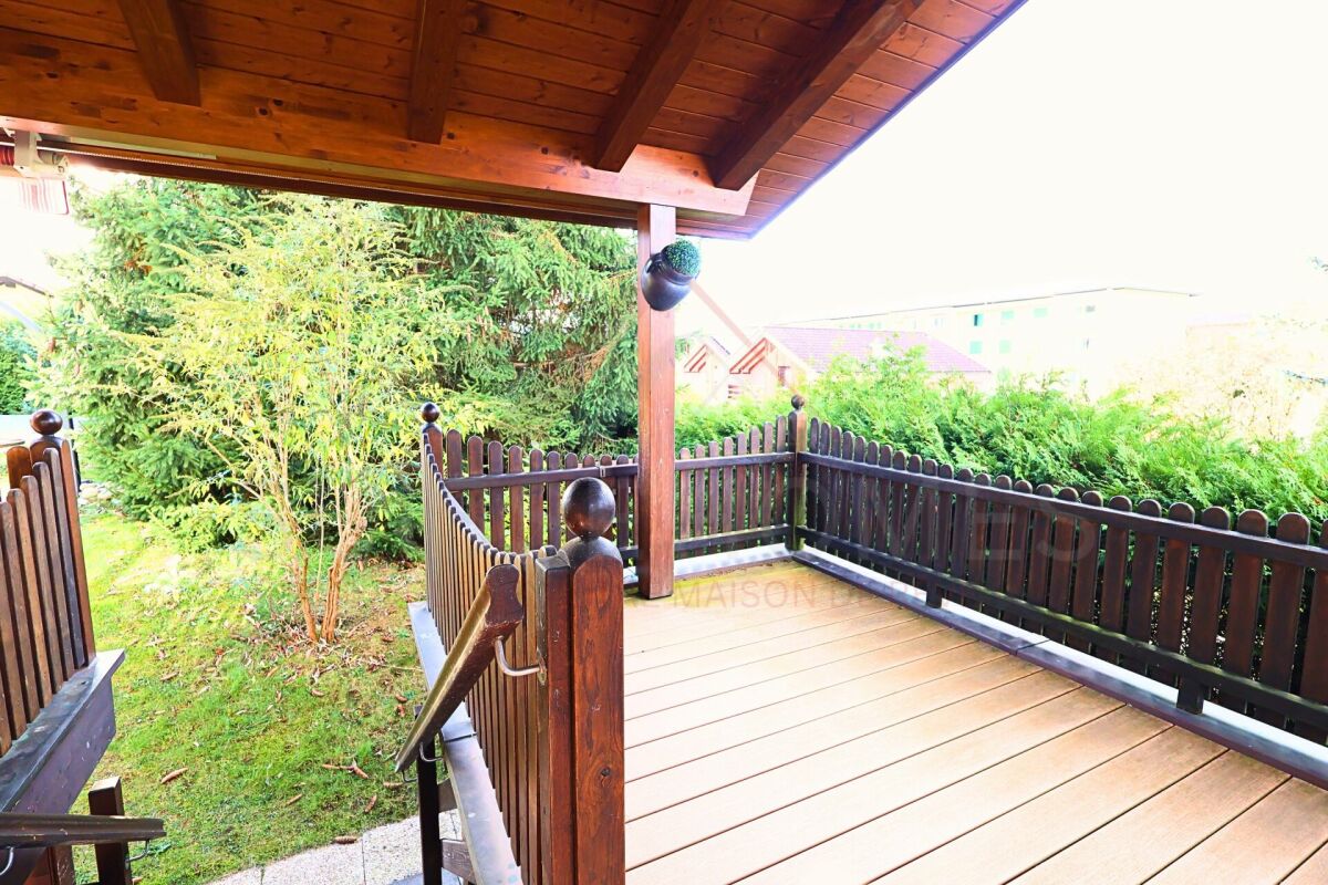 Porrentruy - Belle villa spacieuse avec piscine, jacuzzi et logement indépendant