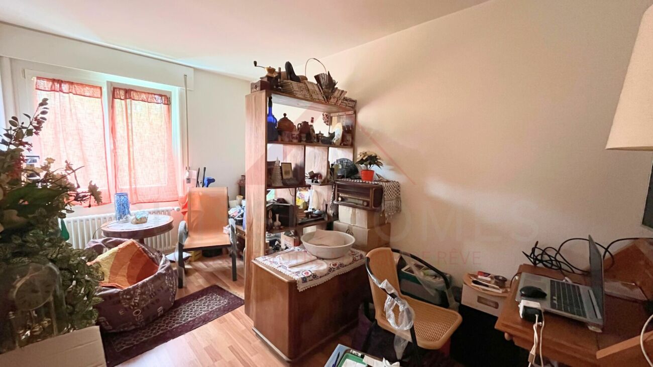 Appartement 3.5 pièces avec loggia et vue sur la vallée au Locle