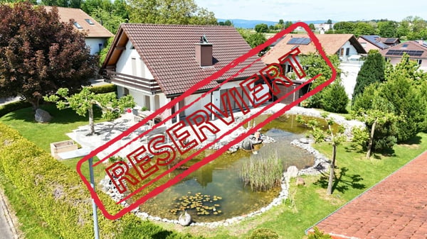 Familienparadies mit traumhaftem Garten & Naturteich in Hagneck