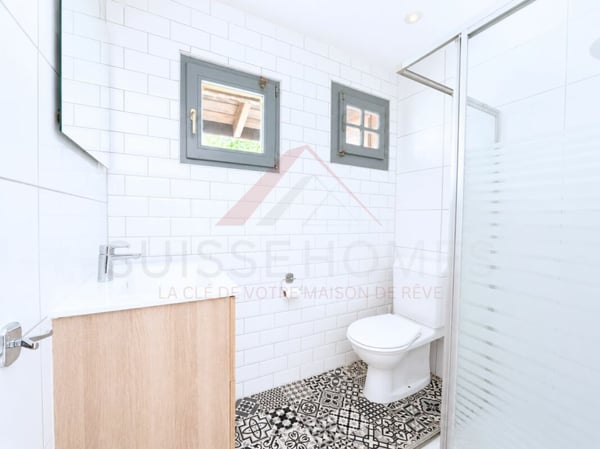 Rare opportunité - Chalet entièrement rénové à vendre à Lausanne 5