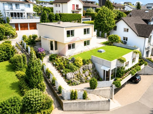 Charmantes 7-Zimmer-Einfamilienhaus mit Einliegerwohnung und grossem Potenzial in Wohlen AG 1