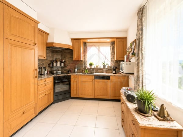 Charmantes 7-Zimmer-Einfamilienhaus mit Einliegerwohnung und grossem Potenzial in Wohlen AG 6