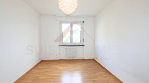 Marly - Appartement 3.5 pièces rénové avec balcon ensoleillé et vue verdoyante 10