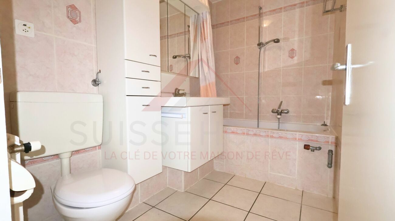 Marly - Appartement 3.5 pièces rénové avec balcon ensoleillé et vue verdoyante