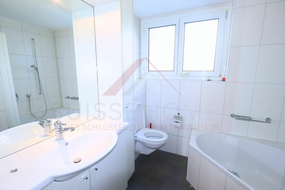 Traumhafte Seesicht am Bielersee  8.5 Zimmer Haus mit Pool und 1'443 m² Grundstück