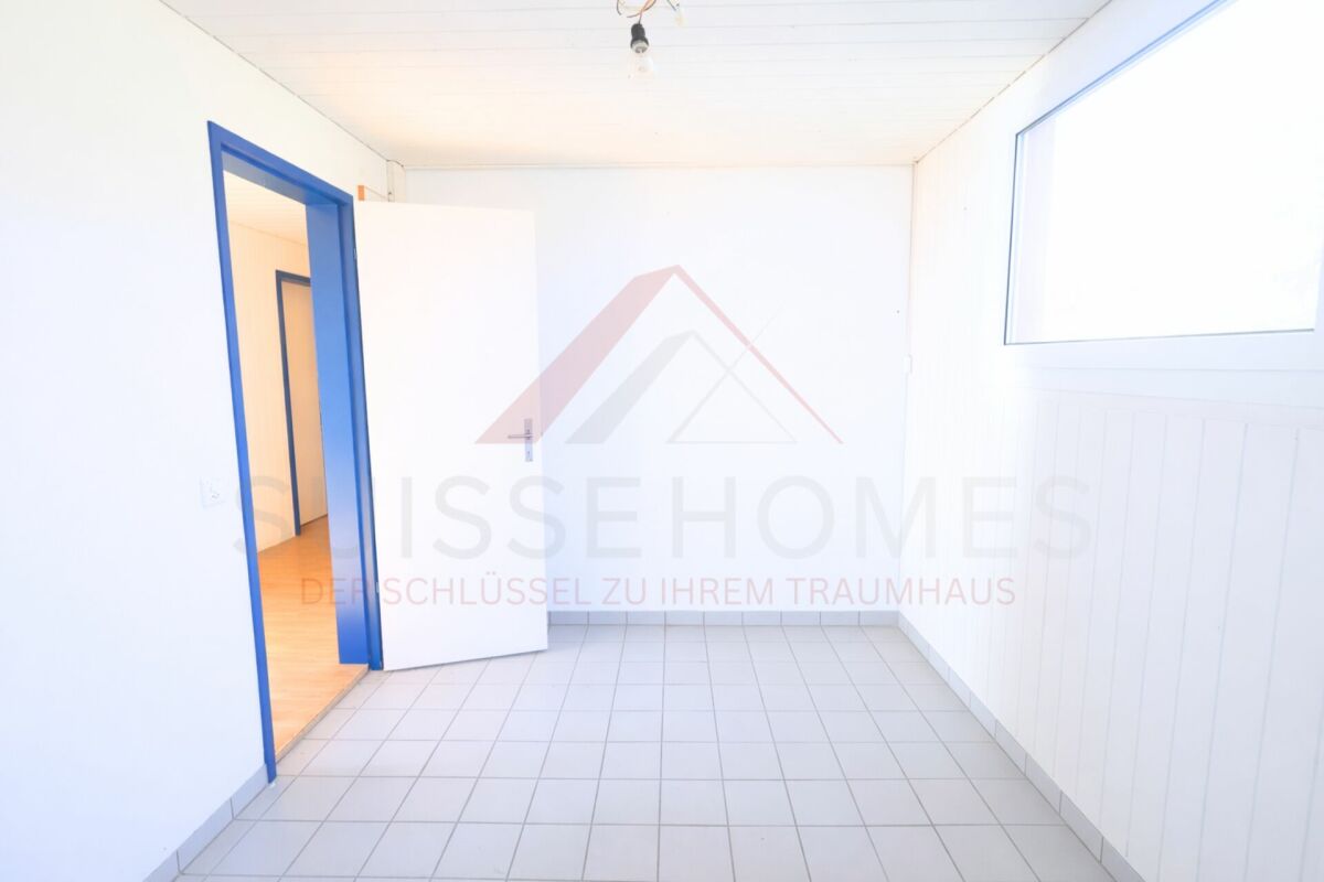 Traumhafte Seesicht am Bielersee  8.5 Zimmer Haus mit Pool und 1'443 m² Grundstück
