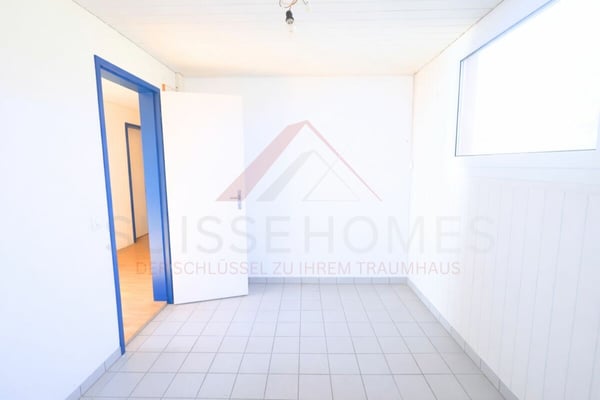 Traumhafte Seesicht am Bielersee  8.5 Zimmer Haus mit Pool und 1'443 m² Grundstück 23