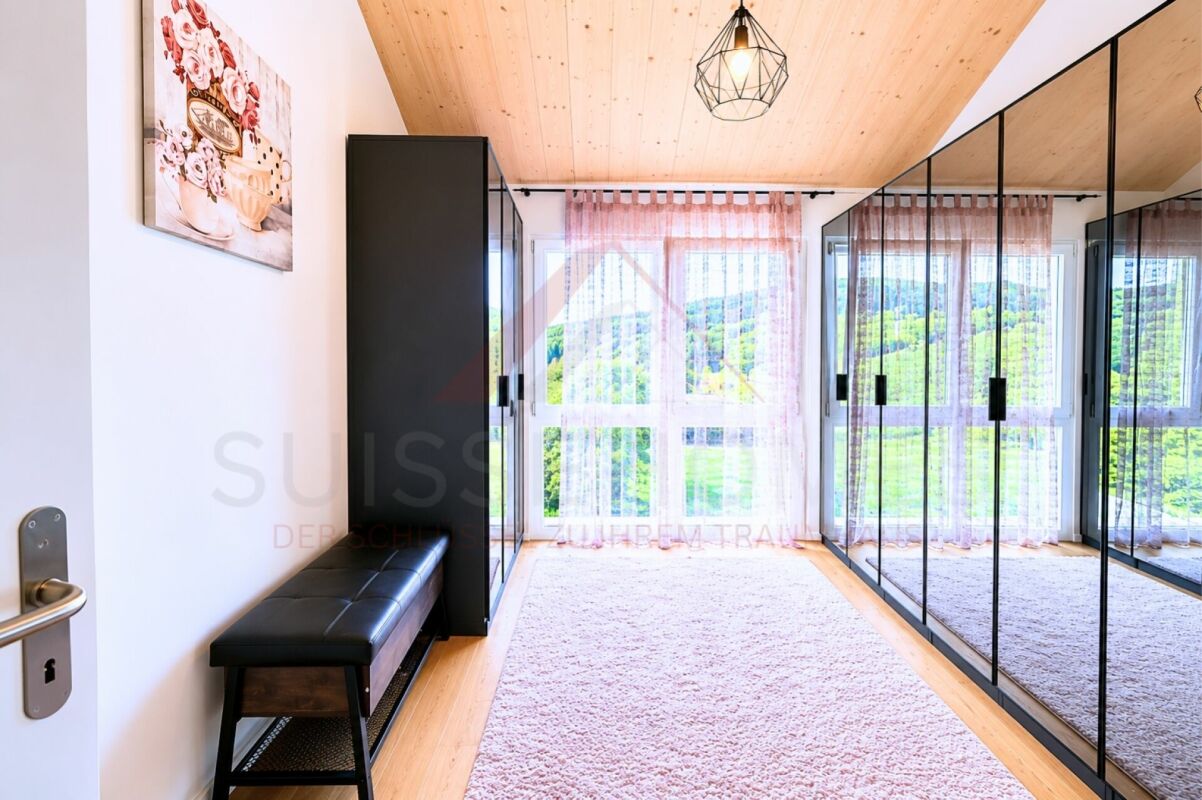 Wohnen wie in den Ferien - Modernes 5.5 Zimmer Reihenhaus mit Pool