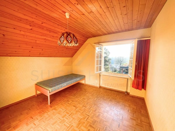 Wohnen mit Weitsicht - 5.5 Zimmer Haus in bester Lage von Lohn-Ammannseg 18