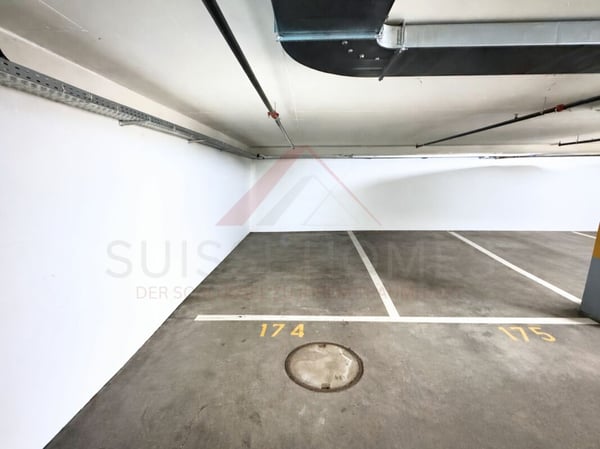 Seltene Investmentchance mit laufenden Einnahmen in Opfikon 37