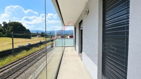 150 m² Wohnfläche | Helle 4.5 Zimmer Wohnung mit 2 Balkonen und Lift 21