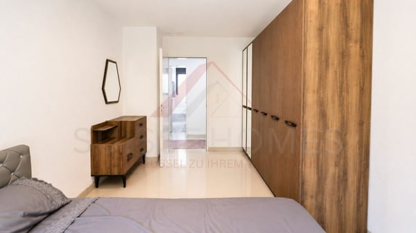 150 m² Wohnfläche | Helle 4.5 Zimmer Wohnung mit 2 Balkonen und Lift 15