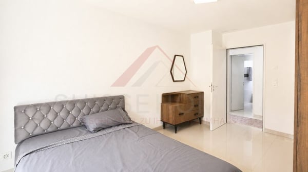 150 m² Wohnfläche | Helle 4.5 Zimmer Wohnung mit 2 Balkonen und Lift 16