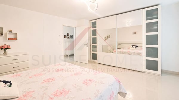 Familienparadies in Studen - 4.5 Zimmer Wohnung mit 2 Balkonen und über 158 m² Wohnfläche 11