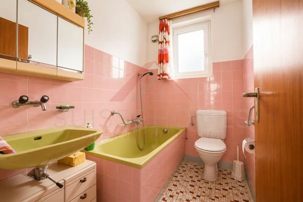 Delémont - Propriété avec 3 appartements et fort potentiel de valorisation dans un quartier central 16