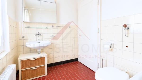 Maison de charme avec vue panoramique sur le château et deux belles terrasses 15