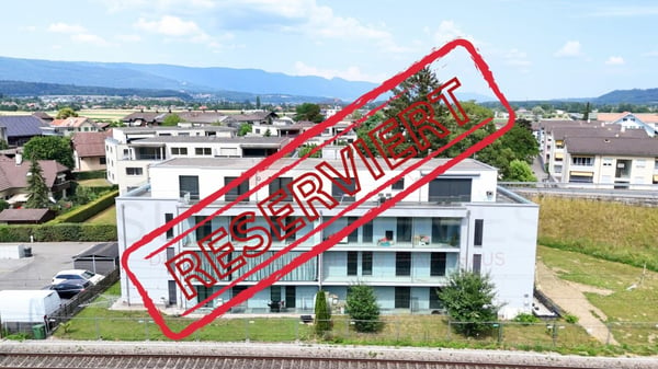 Familienparadies in Studen - 4.5 Zimmer Wohnung mit 2 Balkonen und über 158 m² Wohnfläche