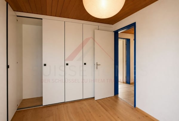 Exklusives Einfamilienhaus mit Pool, Sauna, Seesicht und 1'443 m² Grundstück in Gerolfingen 17