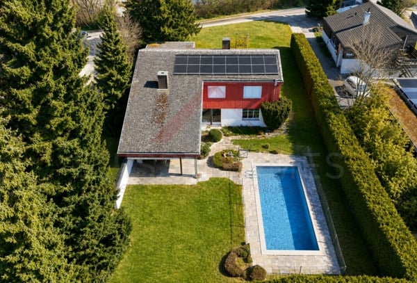 Exklusives Einfamilienhaus mit Pool, Sauna, Seesicht und 1'443 m² Grundstück in Gerolfingen 1