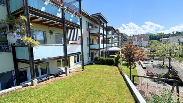 Traumhafte Seesicht über dem Vierwaldstättersee | Exklusive 2.5-Zimmer-Wohnung mit 35 m² Terrasse 1