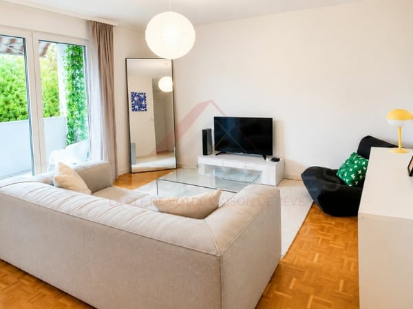 Magnifique appartement de 2.5 pièces rénové au coeur de Fribourg 3