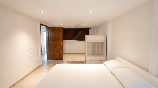 Grosszügiges 7-Zimmer-Einfamilienhaus mit Dachterrasse in Bannwil 7