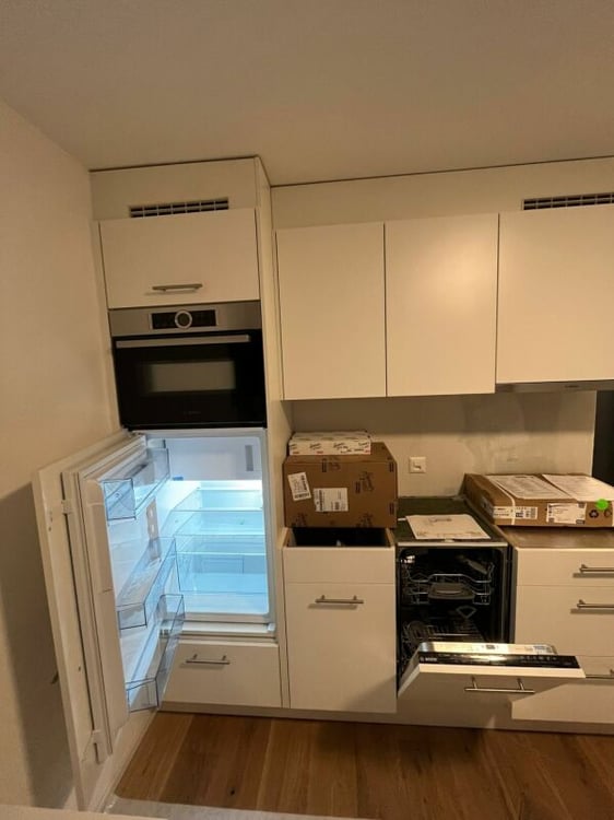 Zur Vermietung steht ein neuwertiges Studio mit 18 m² 2