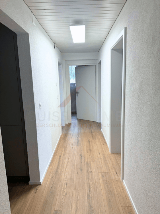Attraktive 2.5-Zimmer-Dachwohnung mit Klimaanlage in Selzach - Erstbezug nach Renovation 2