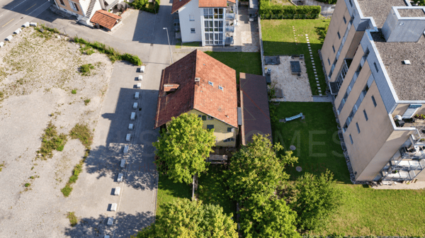 Investitionschance in Derendingen - Mehrfamilienhaus mit 3 Wohneinheiten und Sanierungspotenzial 2