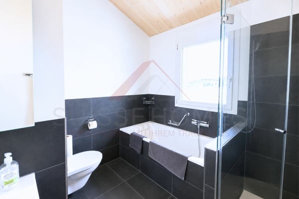 Feriengefühl im eigenen Zuhause - neuwertiges 5.5-Zimmer-Reihenhaus mit Pool & Garten 22