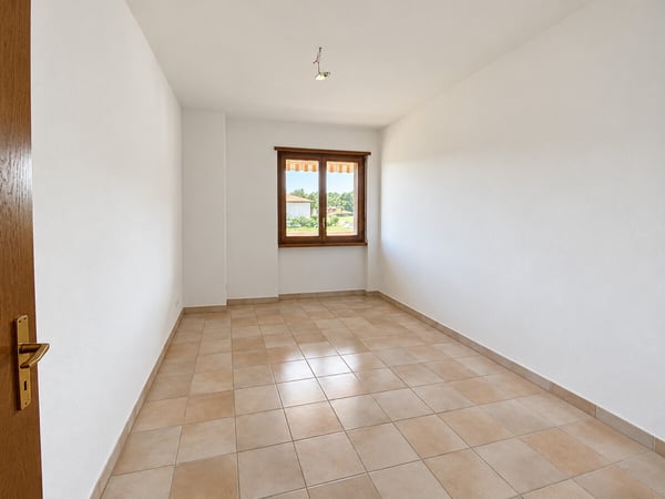 STABIO VILLA BIFAMILIARE CON GIARDINO 5