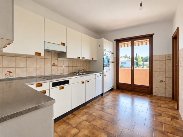STABIO VILLA BIFAMILIARE CON GIARDINO 3