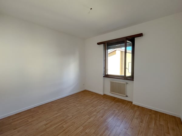 MENDRISIO  3.5 ARREDATO A NUOVO CON LAVATRICE PRIVATA 11