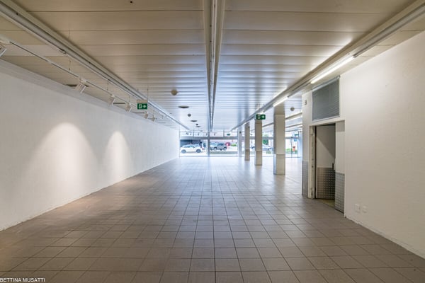 CHIASSO - SPAZIO COMMERCIALE IL TUO PROSSIMO BUSINESS INIZIA DA QUI 4