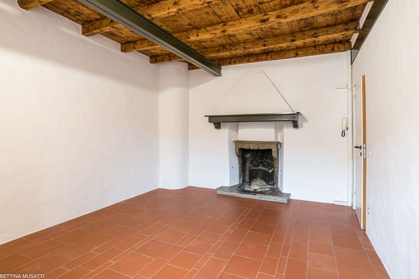 RANCATE -AFFASCINANTE CASA CON LOGGIA E VISTA PANORAMICA 7