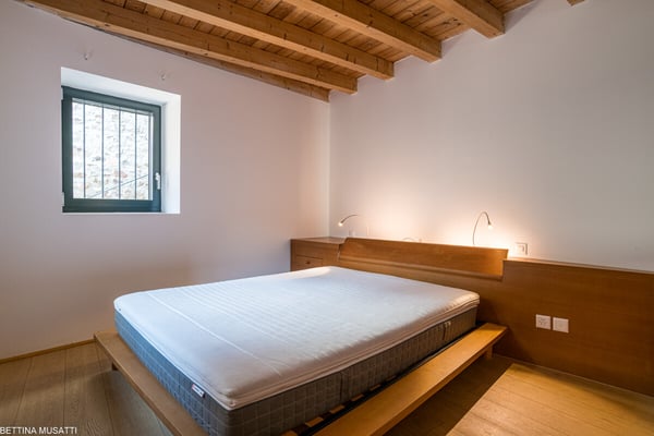 VICO MORCOTE  CHARME IN MAISONETTE/CHARME IN EINER MAISONETTE IT/DE 7