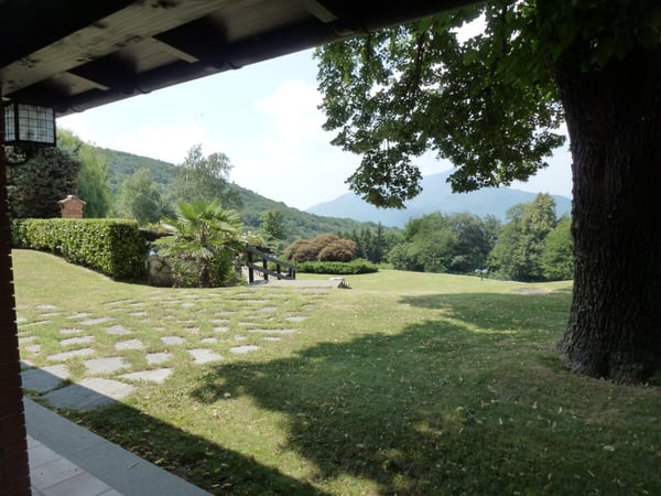 AROGNO TENUTA DI PRESTIGIO CON PISCINA, WELLNESS E VISTA SUL LAGO DI 12