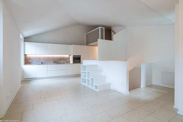 MELANO - 3,5 LOCALI RISTRUTTURATO CON COMFORT MODERNI 3