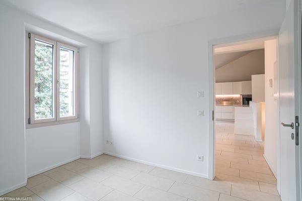 MELANO - 3,5 LOCALI RISTRUTTURATO CON COMFORT MODERNI 7