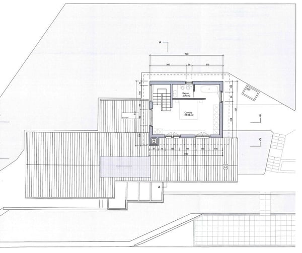 SAGNO: UNA CASA SOSPESA TRA QUIETE E PANORAMA 11