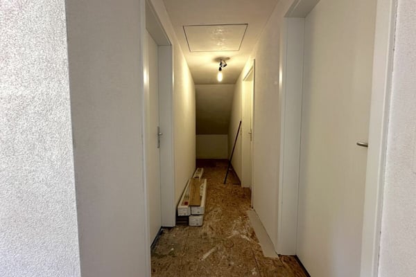 Freistehendes Einfamilienhaus mit viel Potential 12